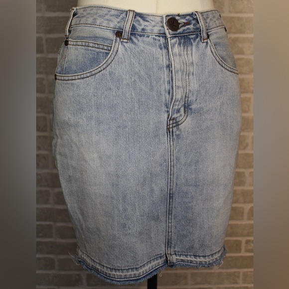 One teaspoon Jean skirt - Picture 2 of 6